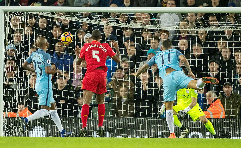 Liverpool giành 3 điểm trước Man City